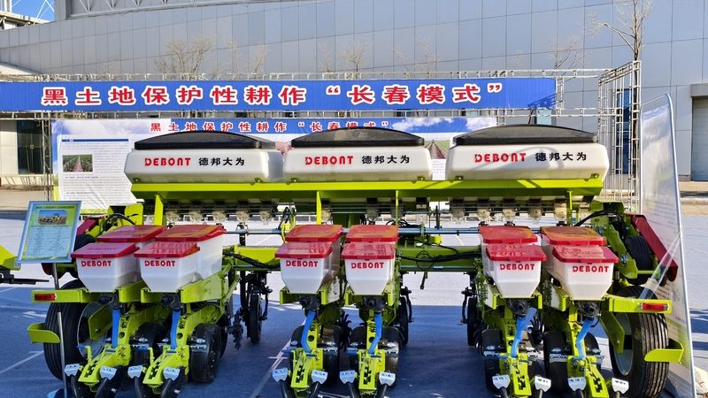 旋耕机刀片锰钢与65锰钢：性能解析与选购要点